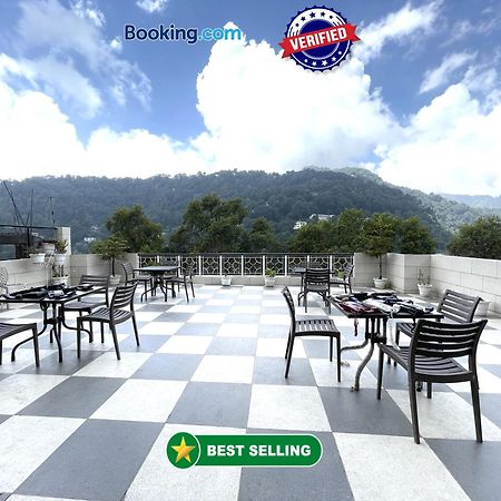 Hotel Prince ! Nainital Mall Road-Prime-Location In-Front-Of-Naini-Lake Hygiene-And-Spacious-Room Екстериор снимка